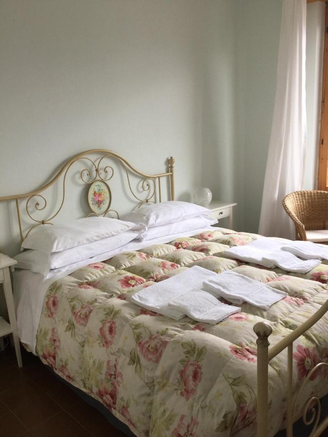 ليتْسّينو B&B Cherry En Rose المظهر الخارجي الصورة