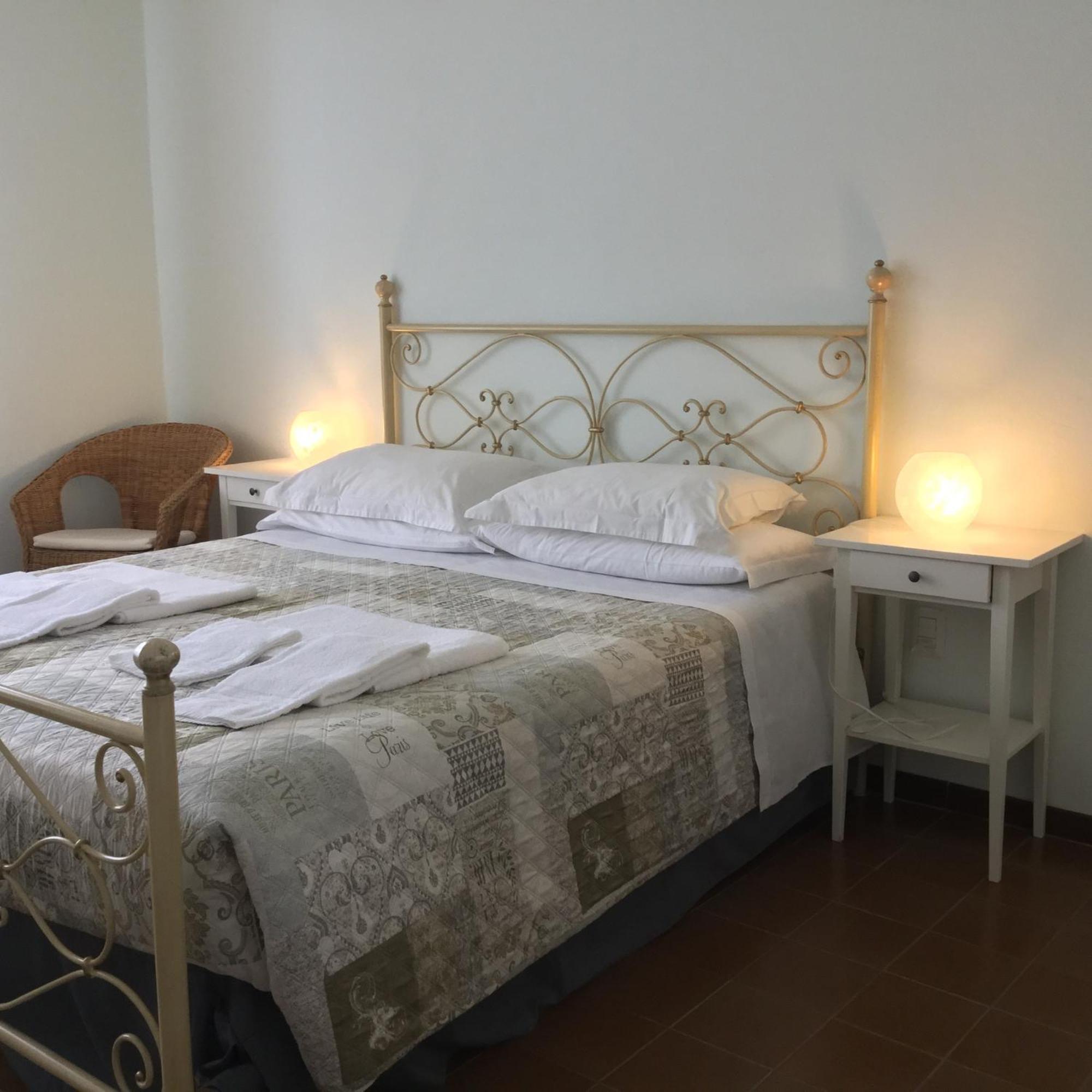 ليتْسّينو B&B Cherry En Rose المظهر الخارجي الصورة