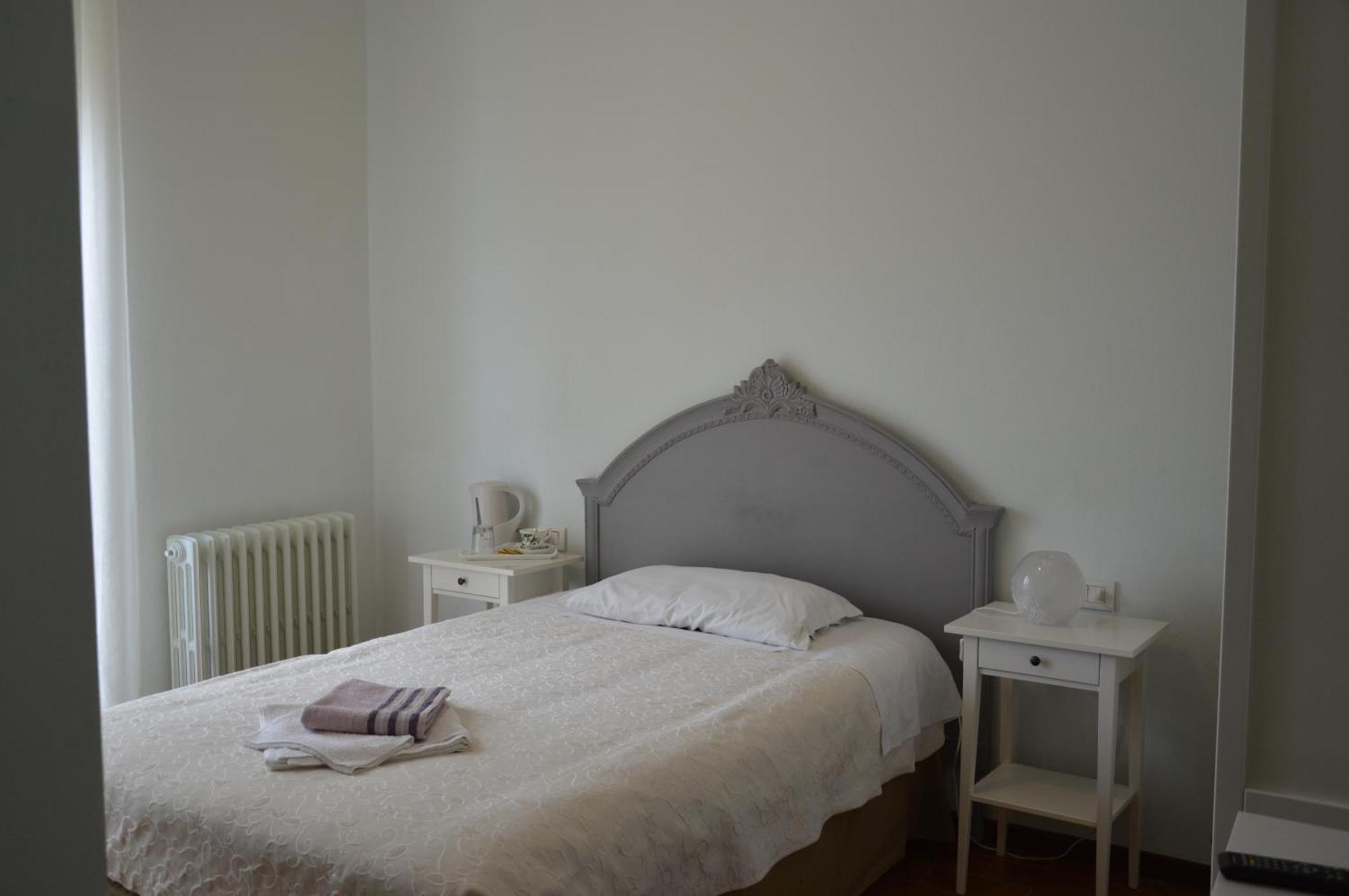 ليتْسّينو B&B Cherry En Rose الغرفة الصورة